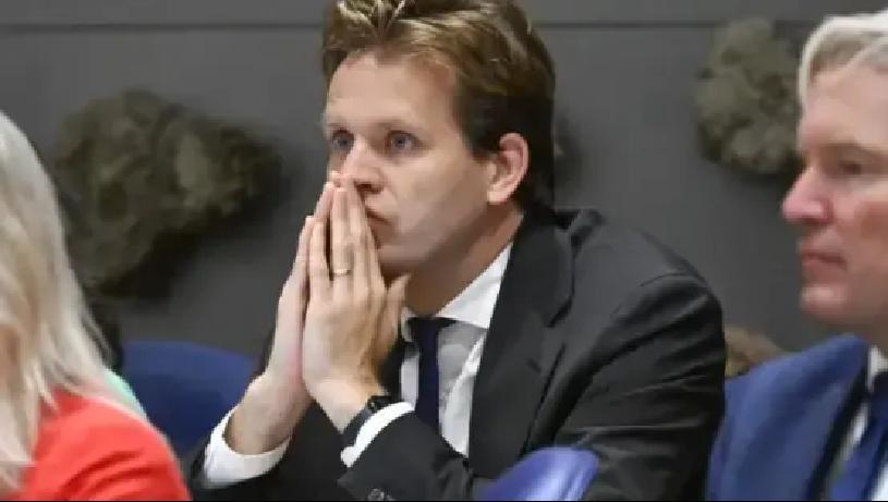 就在刚刚中国商务部突然宣布了。北京时间12月17日，商务部发布最终裁定：自