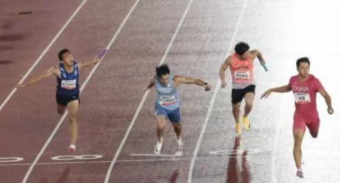 炸锅！中国队4×100米接力摘金，泰国赛后申诉交接棒，结果出来了名古屋瑞穗