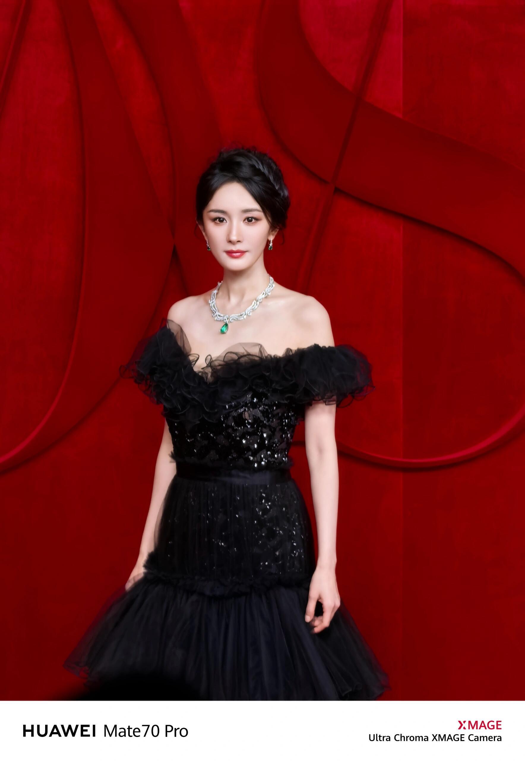 大明星扛得住任何手机的生图直出😘杨幂绝美芭莎红毯照！杨幂​​​