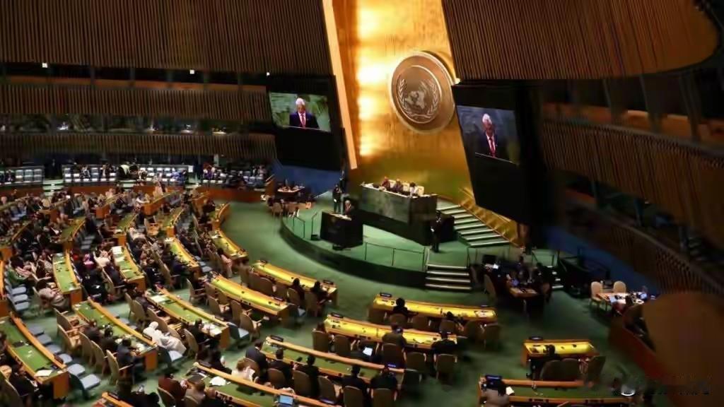 联合国136:9:30票通过决议，否决美国阻挠，支持对“美国封锁古巴问题”进行辩