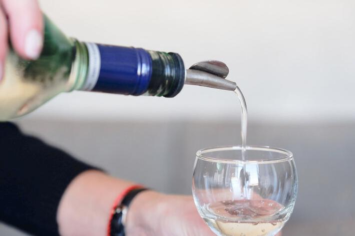 杭州某医院的一则病例让全网炸锅：一名女子明知自己怀孕，却每天雷打不动喝半斤白酒，