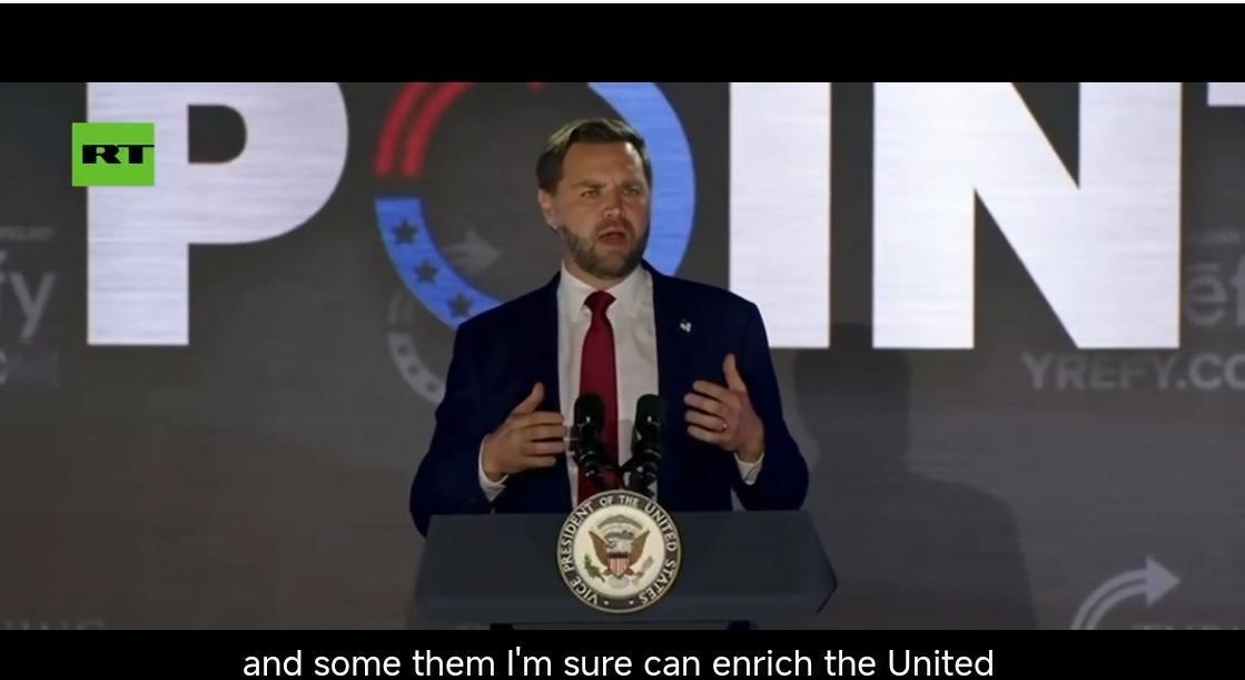 美国副总统万斯访密西西比大学遭学生激烈质问：梦想兜售与青春代价J.D.万斯周