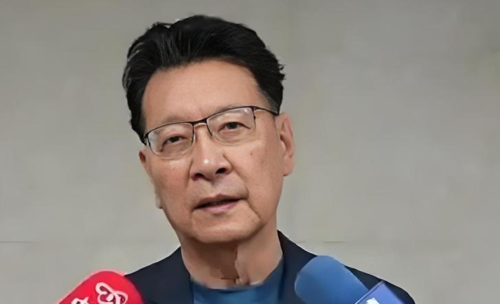 赵少康终于怕了赵少康又开记者会了，不过这次既不是抹黑别人，也不是喊话大陆，这次