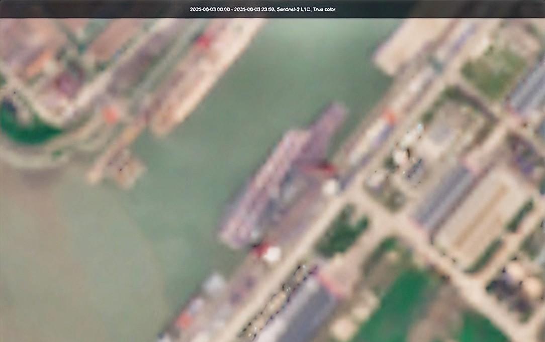 福建舰已经回到港池。修整之后是继续进行第9次海试，还是会为某个舰队做嫁衣？现在D