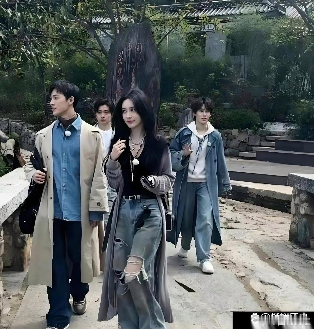 好家伙！孟子义到底多高？身材简直无敌，路拍镜头毫无瑕疵，高挑有料气场两米八！