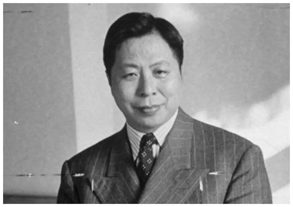 1954年，吴国桢在美国公开抨击蒋介石，后来还爆料称，两年前他携妻赴蒋介石寿宴时