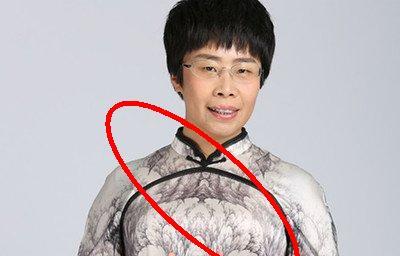 49岁北大才女蒙曼至今未婚，主持朱迅问她：“你最想嫁给谁？”没想到，她脱口而出的