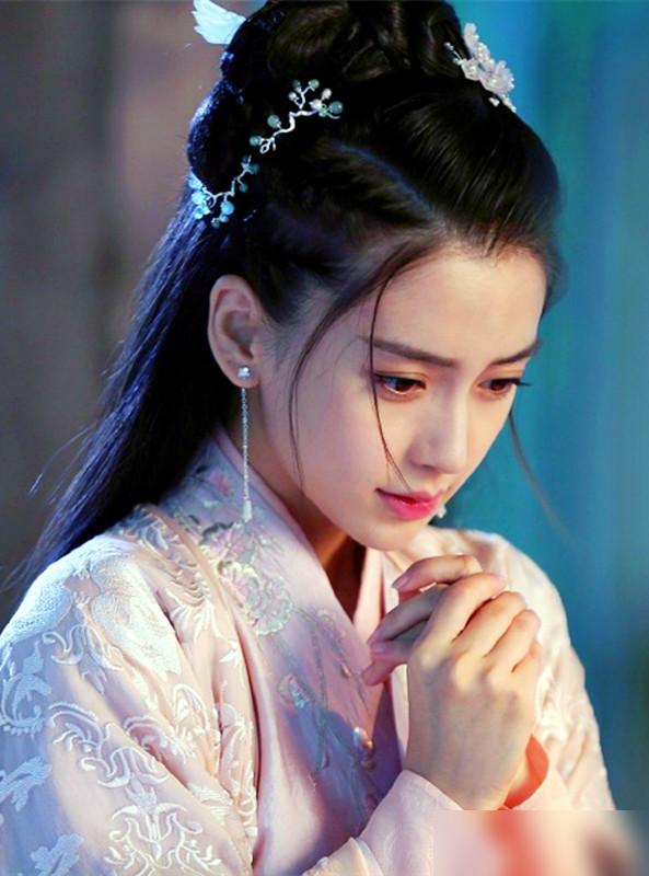 活久见，杨颖居然被“洗白”了！新剧豆瓣3.0分，直接把《孤芳不自赏》衬托成了经典