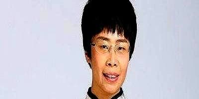 49岁北大才女蒙曼至今未婚，朱迅问她：“你最想嫁给谁？”没想到，她脱口而出的一个