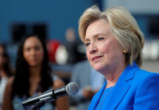 特朗普要和中俄分天下？整个西半球都归美国，欧亚大陆甩给中俄。希拉里没说错，这个疯