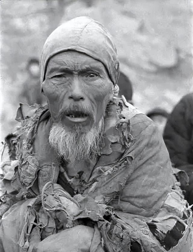 古代的饥荒到底有多可怕？能饿死多少人？比如清朝光绪年间的丁戊饥荒，从1875年到