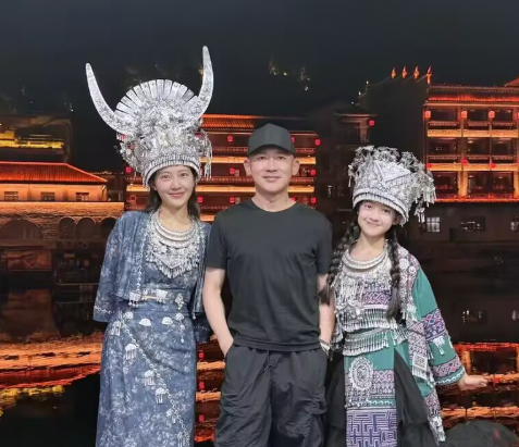 聂远女儿11岁辍学拍戏资源优渥却引发学业争议