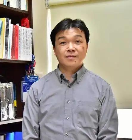 就在刚刚，台“陆委会副主委”沈有忠喊话大陆，5月28日，台湾地区“陆委会