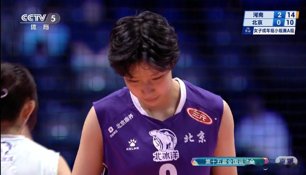 定海神针朱婷一锤定音帮助河南女排3:0战胜北京女排。河南女排这次火力全开，进攻防