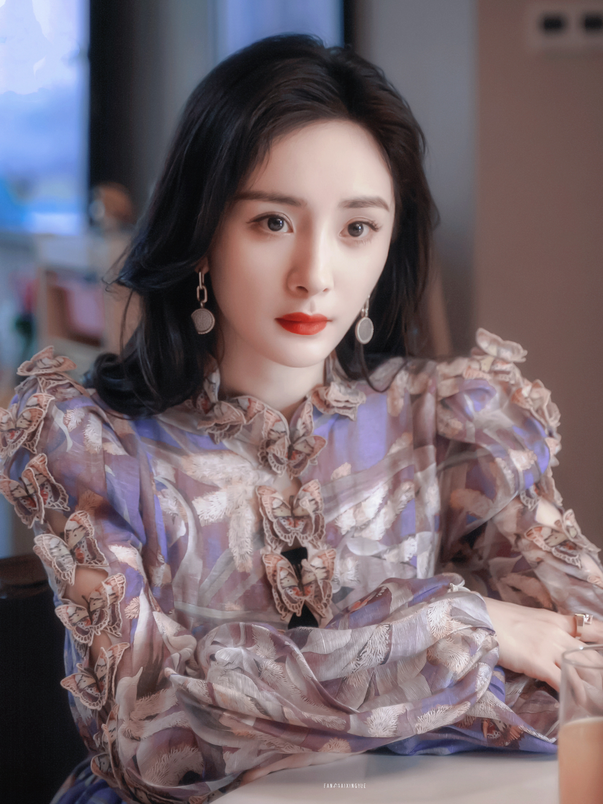 ▪️杨幂｜秦施壁纸18p🎞️我的律师姐姐...杨幂