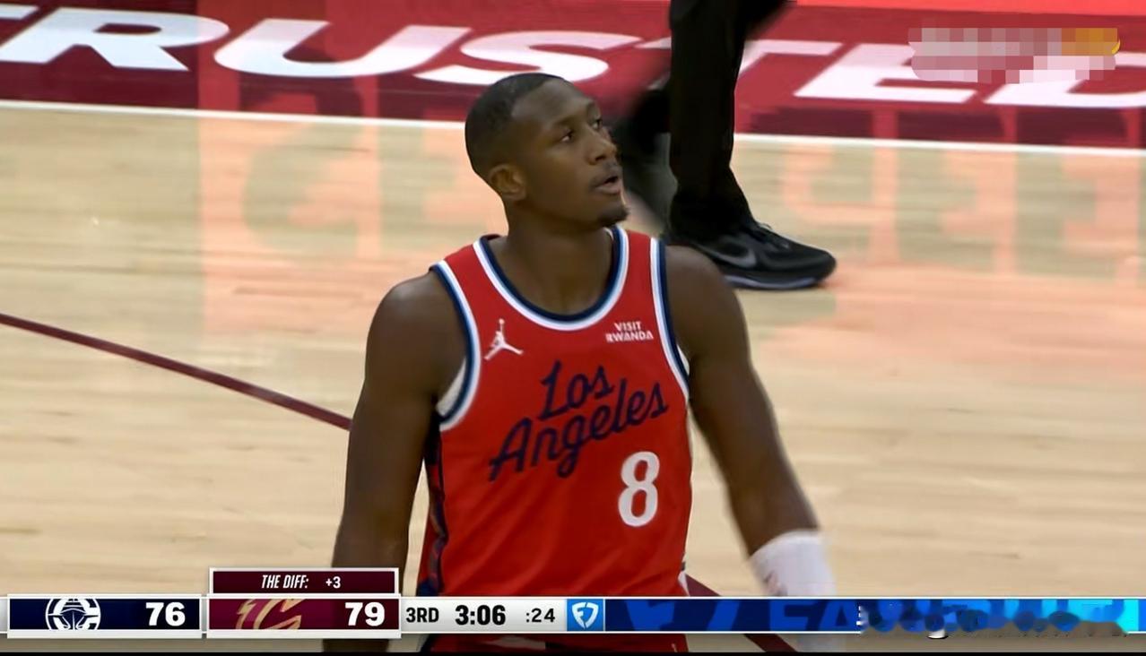 快船大将邓恩真是不负众望！虽然今天快船在客场以105：120不敌骑士，但是邓恩的