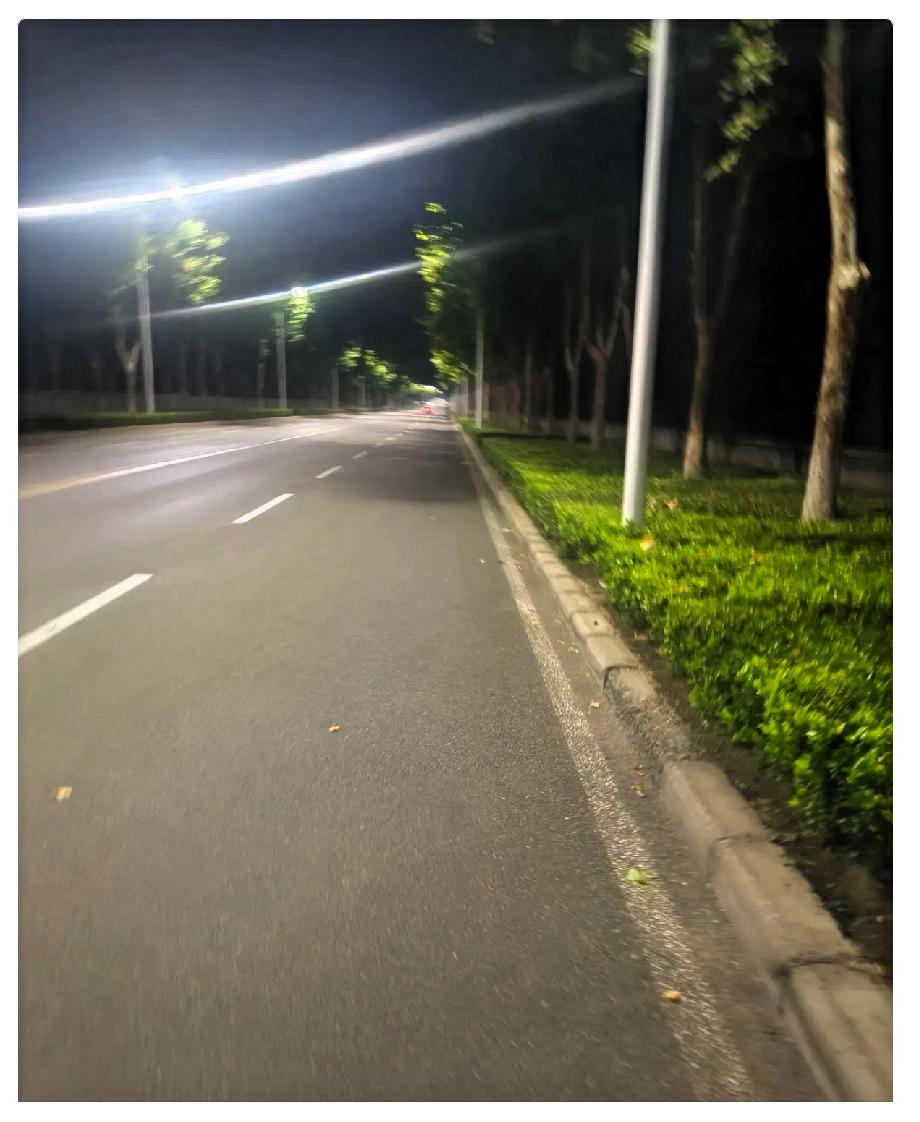 人到中年，混成这样，我自己都没想到。46岁，没工作，身上还背着糖尿病，这日子