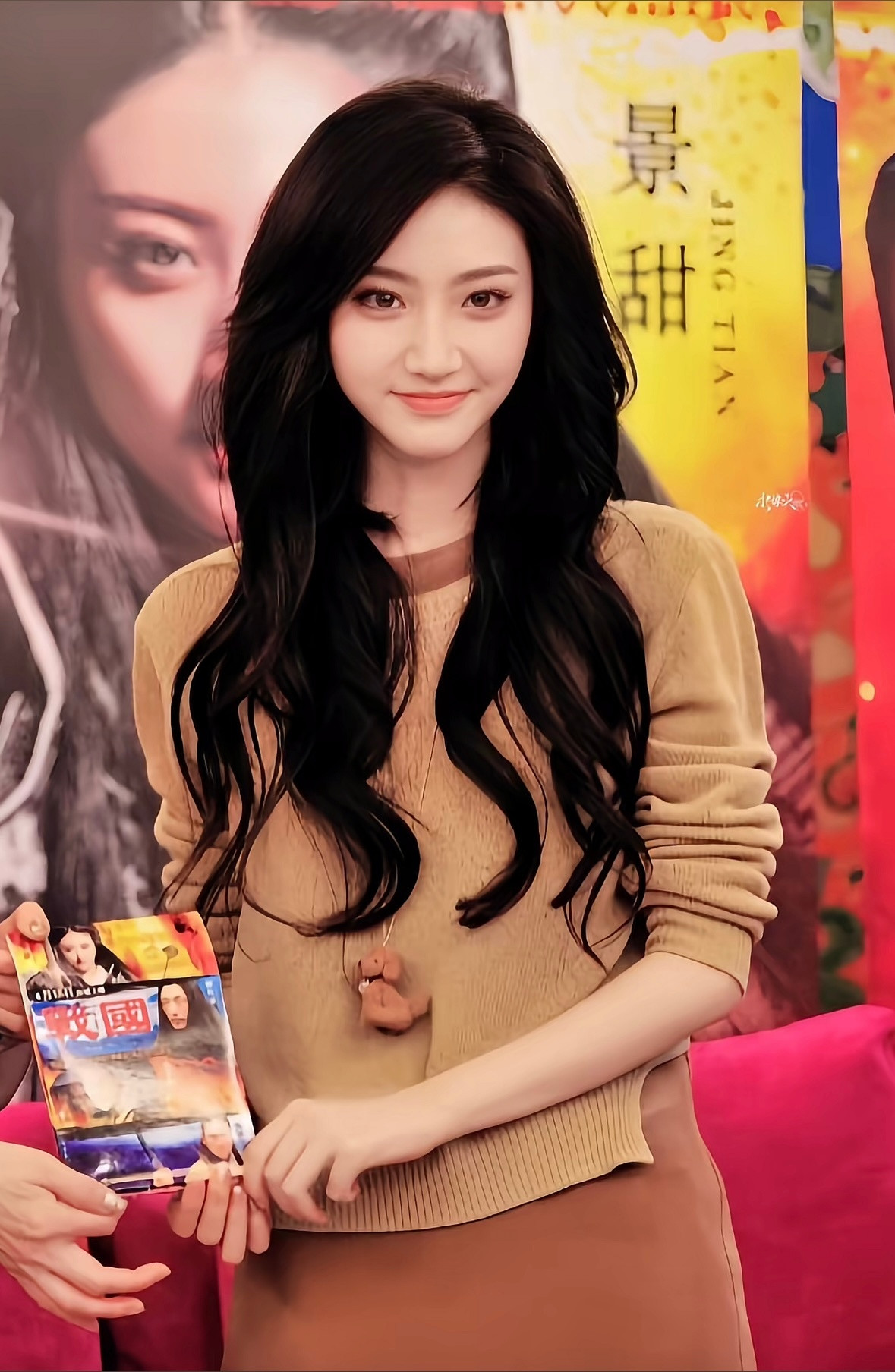 怎么这么会长啊内娱再来一百年都不能再出一个景甜了我甚至觉得所有言情漫画女主都