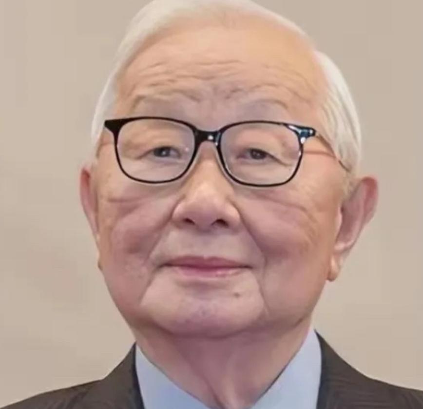 台积电创办人张忠谋，受访时再度语出惊人："我确实认为，我的国家——美国，仍是世界
