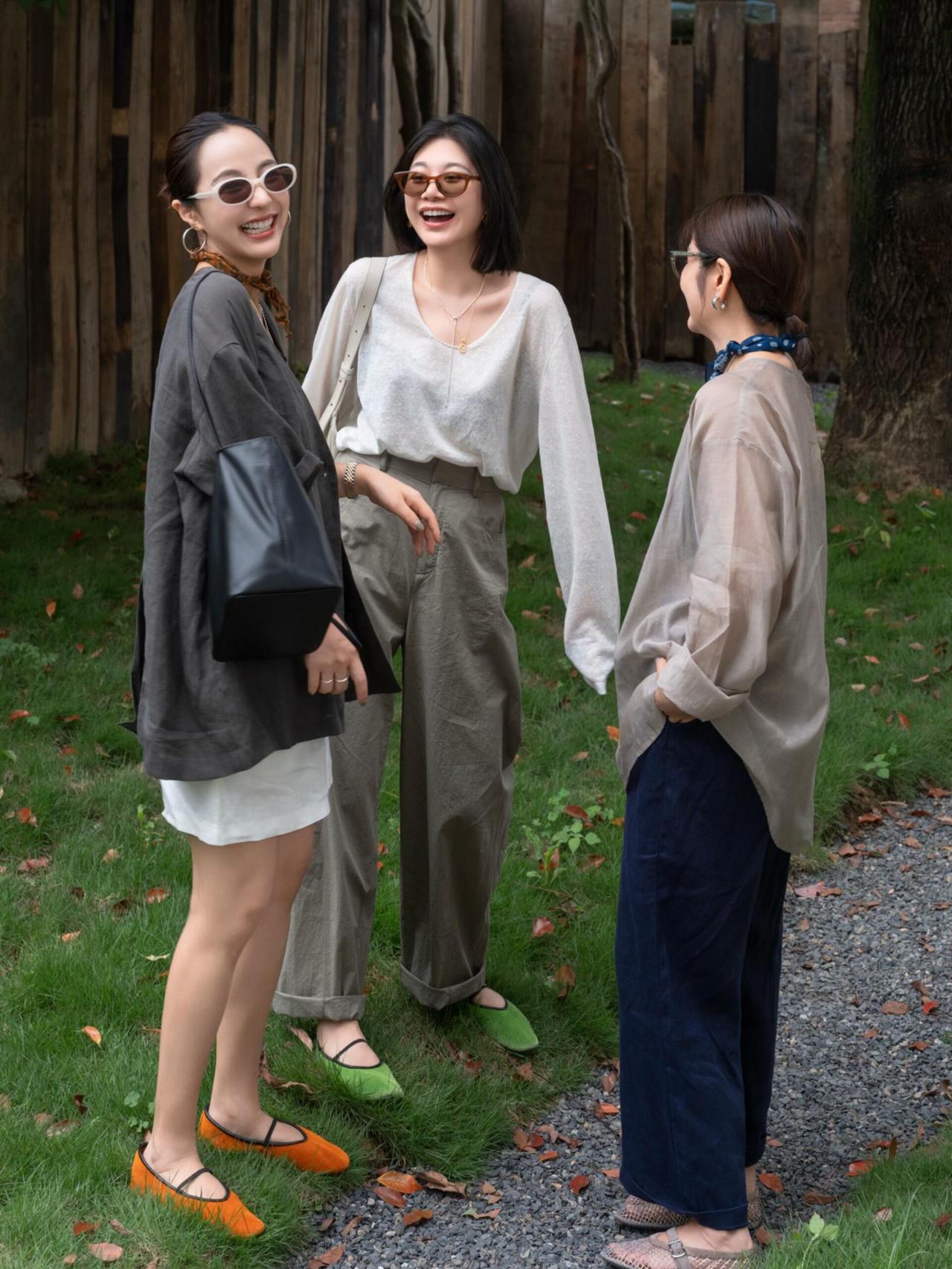 40+可以复刻的优雅老钱风，太有范儿了！亚麻、薄纱材质柔和透气，低饱和大地色系奠