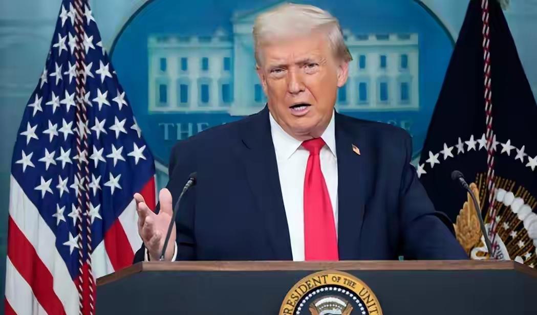 就在刚刚美国总统特朗普发言论2月6日，特朗普再次以极具个人特色的言辞，宣扬