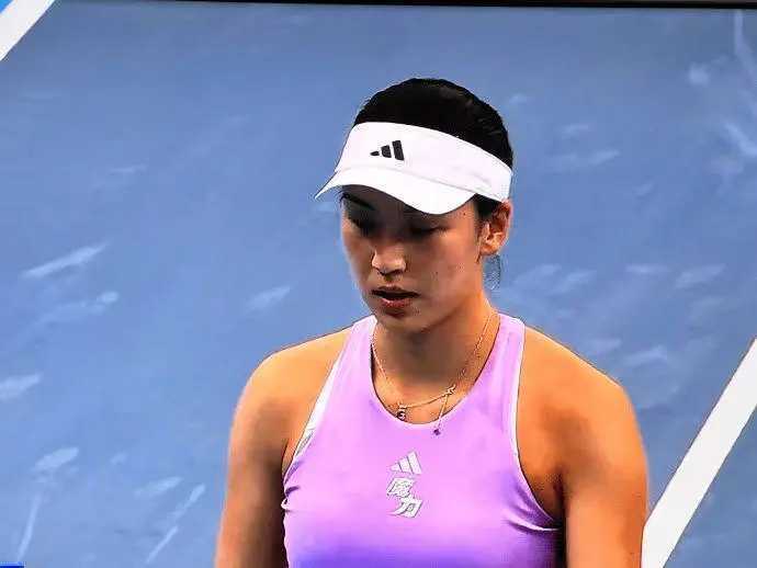 五战全运终圆梦！朱琳2-0横扫头号种子王欣瑜首进决赛北京时间11月19日下午，