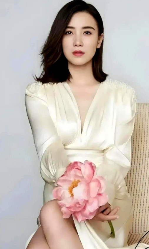 宋佳估计戏会越来越少了，不是因为演技不好，而是之前她接受采访时说过，我想要成为什