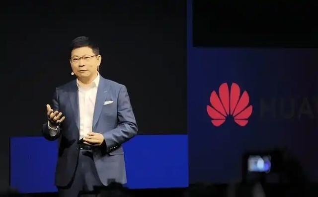 为什么现在国产手机都不用鸿蒙？这个问题表面看像是在问小米、OPPO、viv