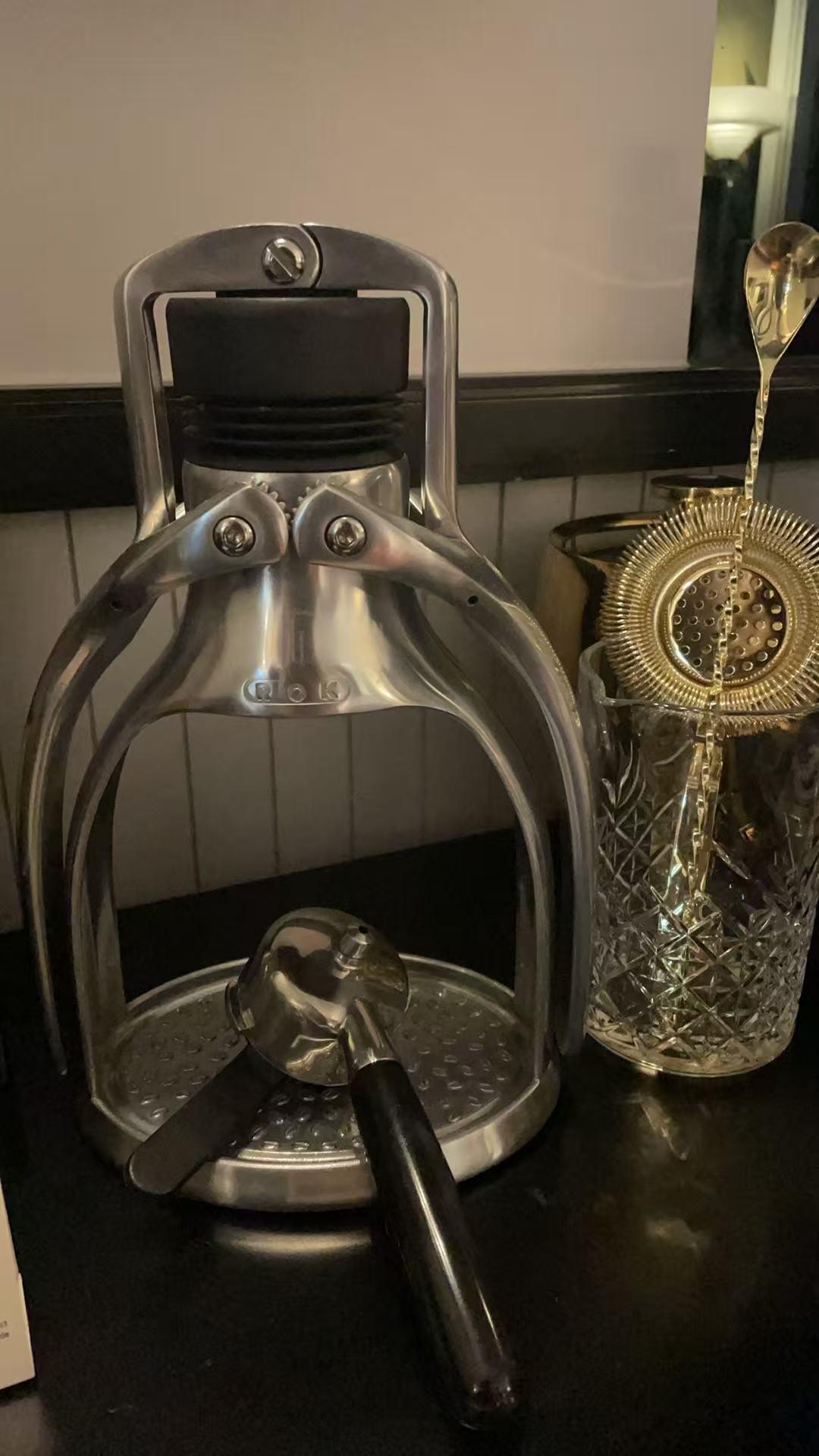 特朗普移民新政扎心华人！有人连夜弃婚返美，有人拍手叫好？争议炸锅了最近特朗普