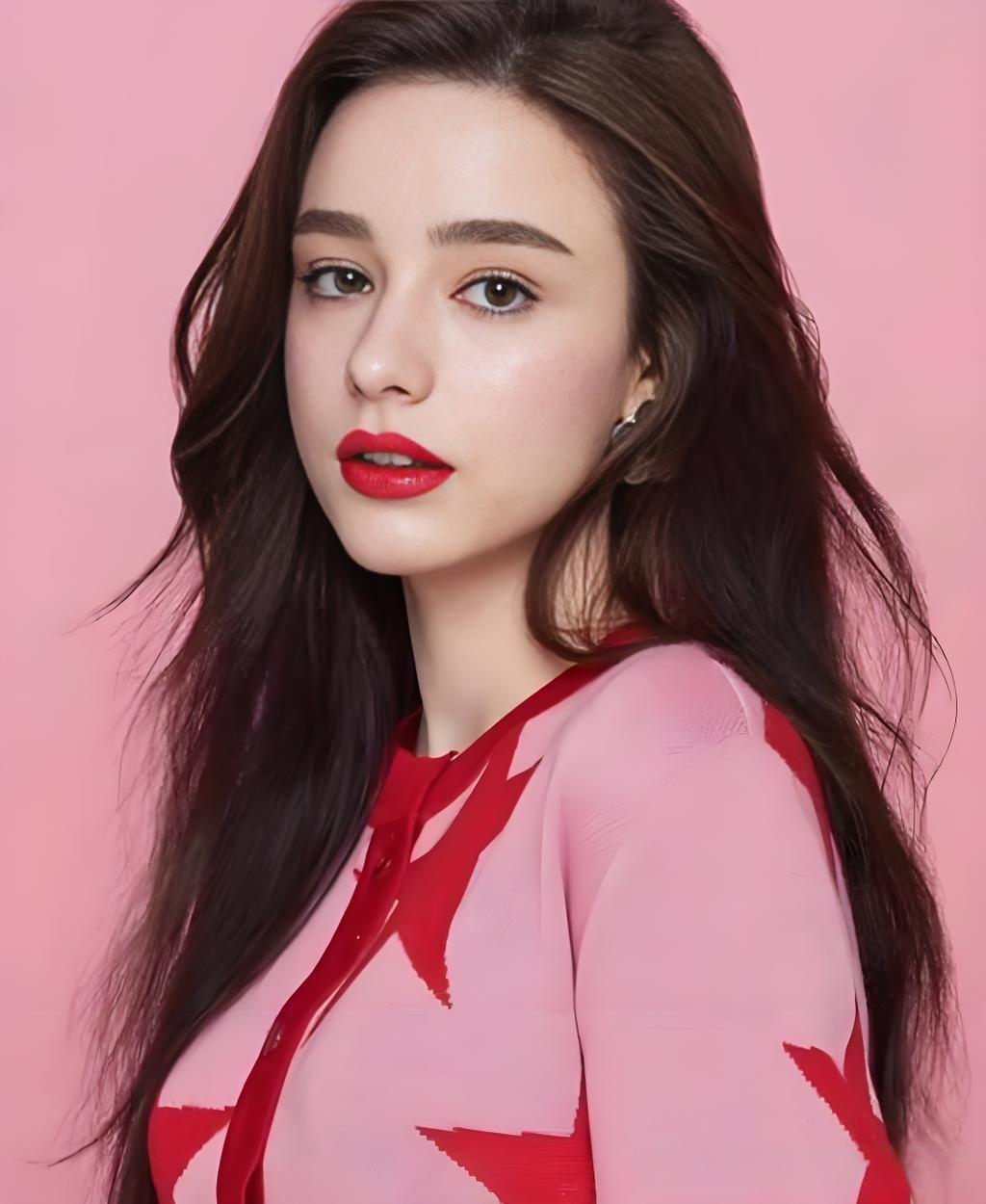 人间尤物！俄罗斯网红模特达莎.塔兰美爆了高颜值美女美出高级感