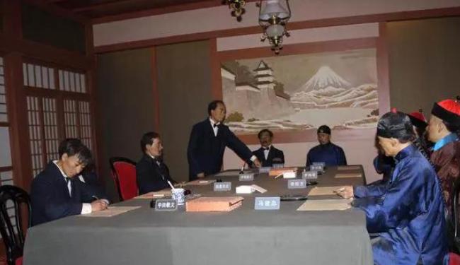 日本为何总要赌国运侵华？很多人以为是军国主义。错了！真相是，日本前首相石破茂亲口