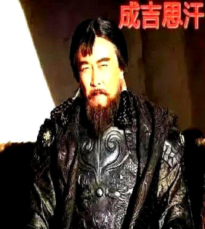 吴京一句“咱们八旗子弟”，评论区直接给他P上了辫子。“战狼”滤镜碎了一地。