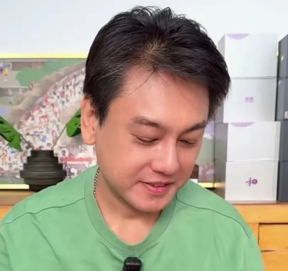 言承旭的“连锁反应”来了！昨晚朱孝天开直播，刚一上线屏幕就被各种问题刷屏：