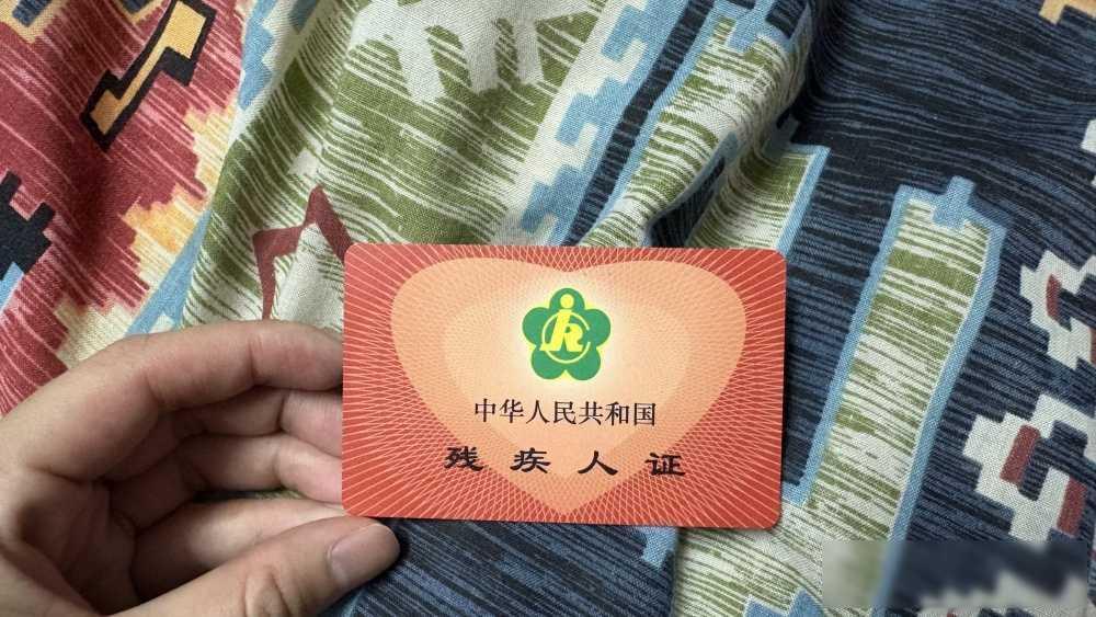 “冤枉我，气得要死！”长沙盲人老太巷子里专挑女性带路？当事人发声盲人老婆婆