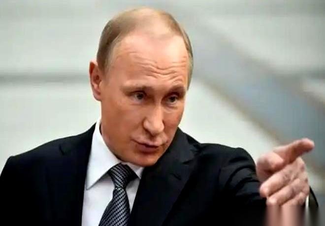 打了三年半，全世界都笑话俄罗斯打得拉胯。但你有没有想过一个扎心的问题：俄罗斯当