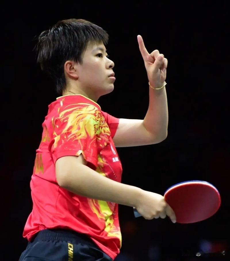 现在的国乒：有2位球员处境“很尴尬”！梁靖崑：梁靖崑明年30岁，客观来说