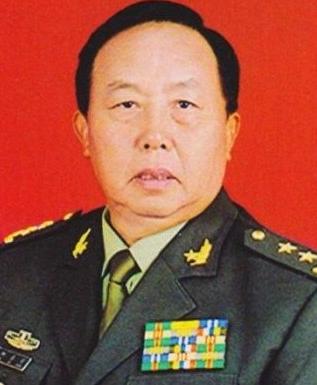 谁能想到？一个18岁四川乡下娃，靠着一身硬骨头和灵活脑子，南疆丛林打出猛虎名号，