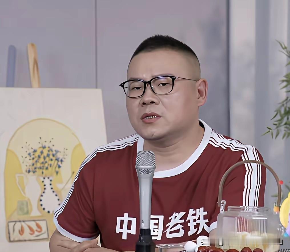 一场风波看清三人格局！郭于可潇洒退场，岳云鹏最难最尴尬！一场舆论风波，彻底
