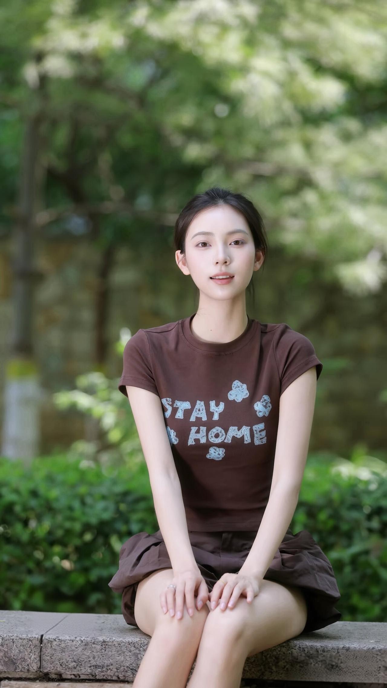 女生怎么穿搭会看上去很优雅
