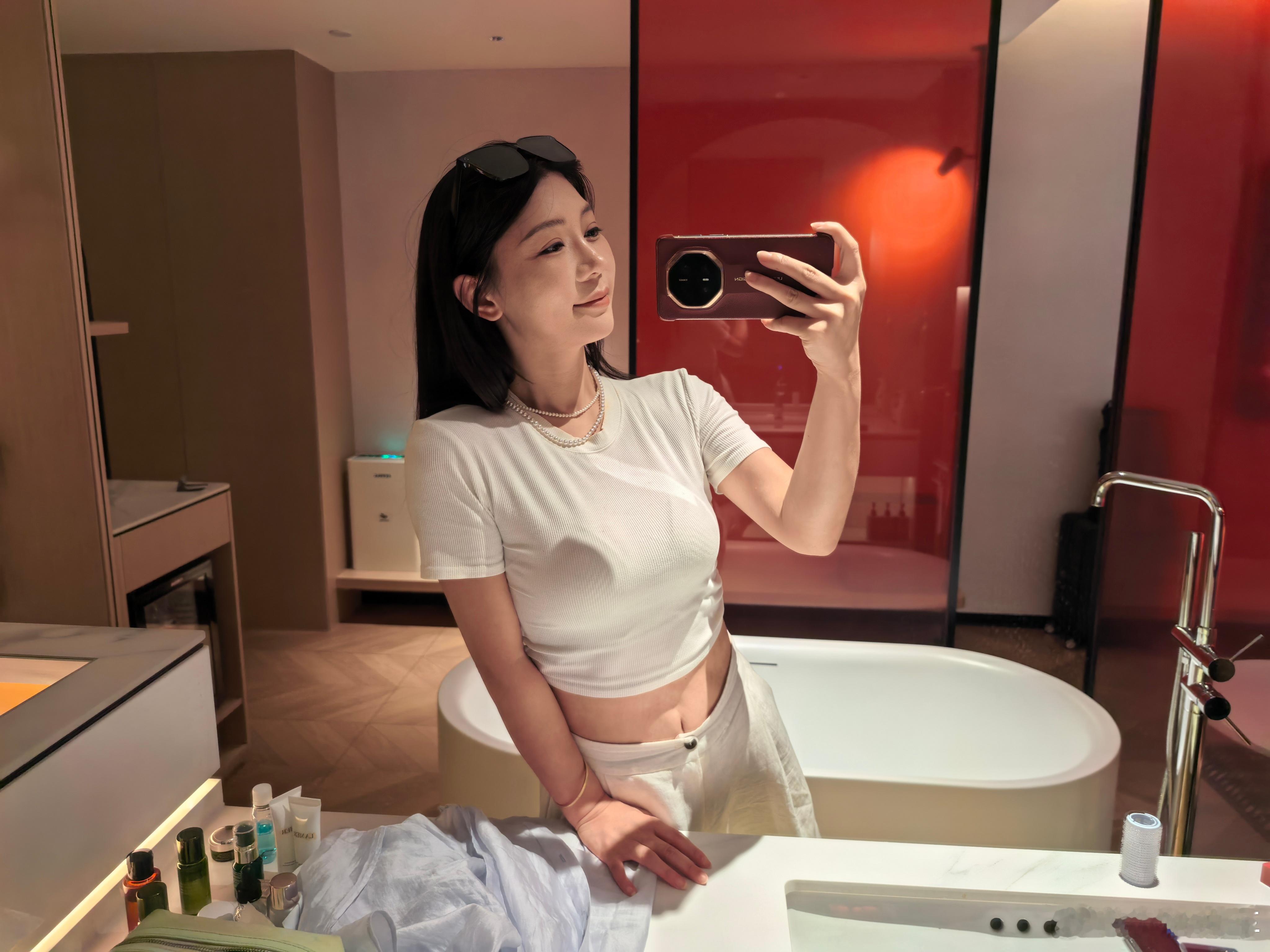 你睡了吗？我今天要泡个澡，美美地睡一觉，明天直奔大草原​​​