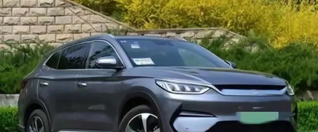 高速上开车，必须注意以下几点，不要大意！第一点：速度别超过132公里，因为法