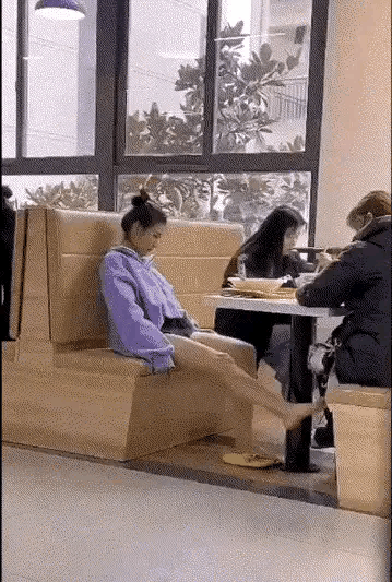 嗯？这是闻出味道了吗？