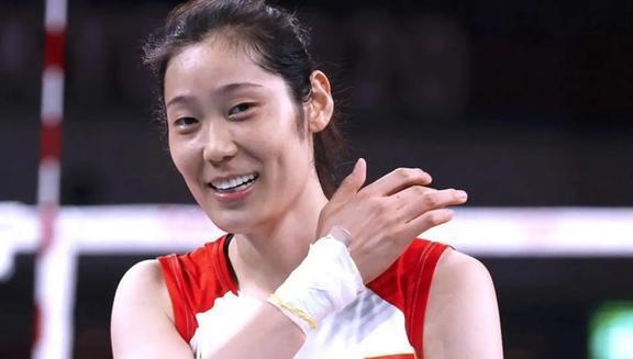 女排“朱袁张”时代落幕，朱婷、袁心玥重返国家队的希望也越来越渺茫。张常宁已经确