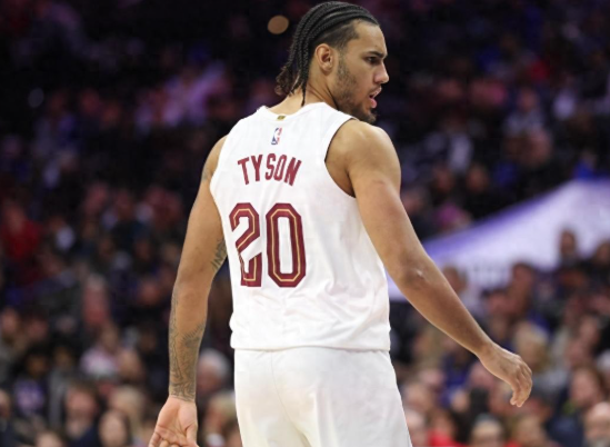 泰森首发三号位，保底东决，有希望灭凯子首发四虎战斗力够了，需要泰森身高和体重