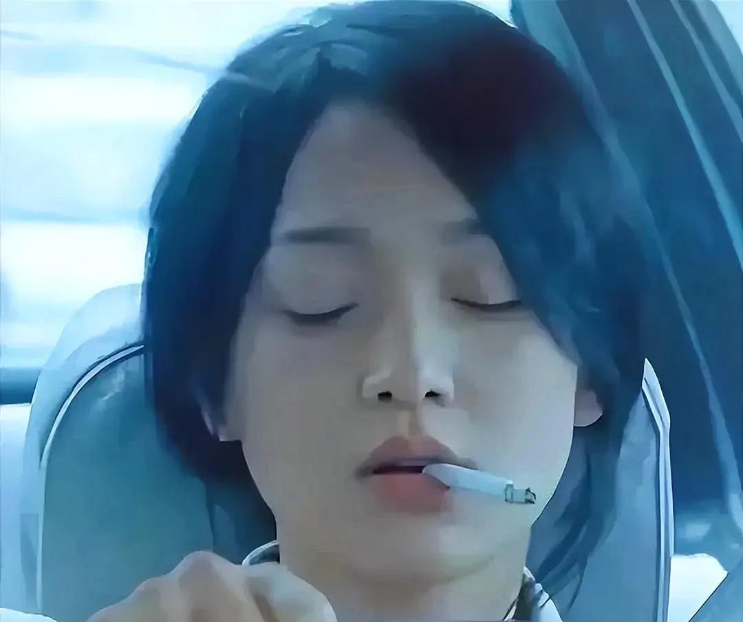 小三，当痛斥之[烟花][烟花][烟花][烟花]如今的小三甚是厉