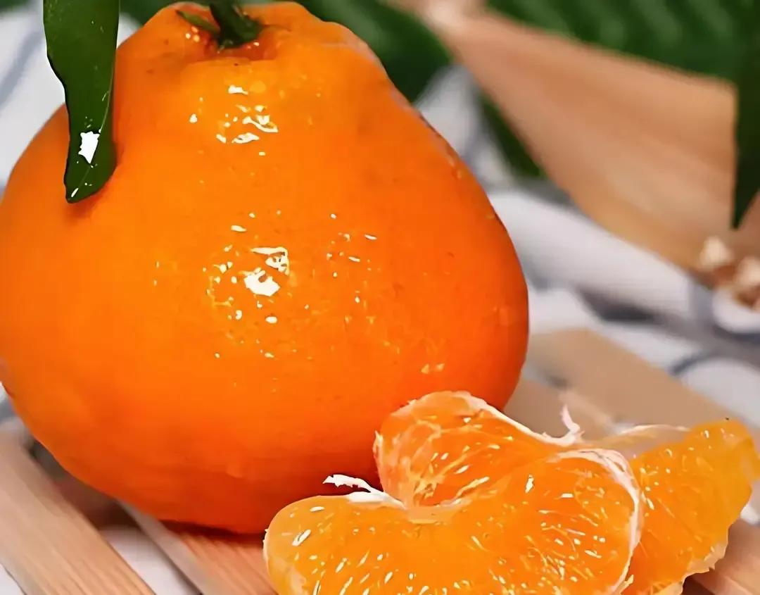 刷到个帖子说入冬减脂只要六天，博主列了三样能吃的水果四样不能碰，再配两杯黑咖啡，