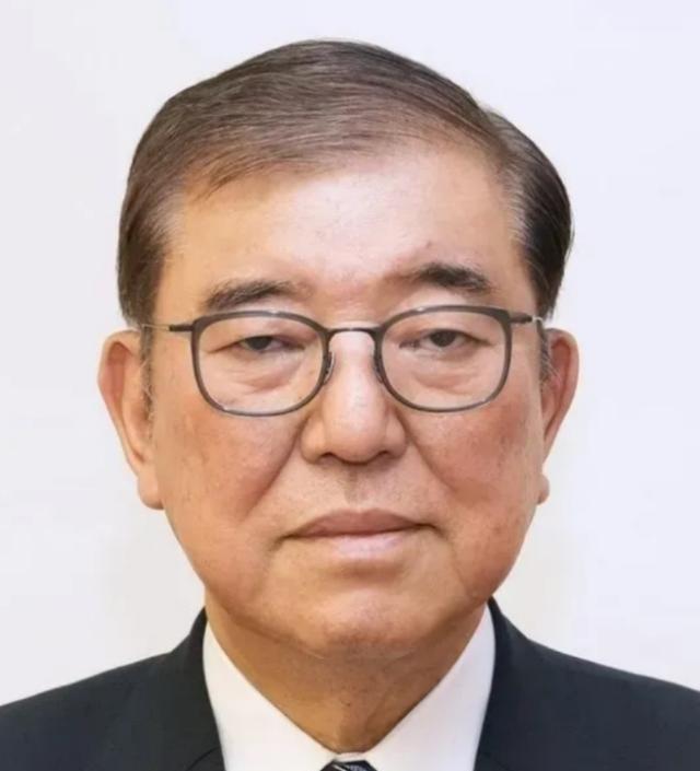 万万没想到，日本前首相一句话，就让日本政客彻底沉默了！他公然表示，如果日本敢对中