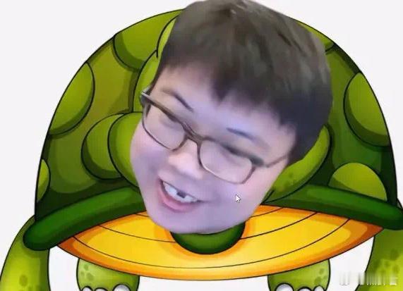 猪哥说打宝可梦，中单随便打Axx！除了Aq和Maybe，其他人随便打dota2