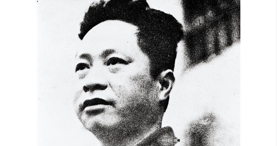 打仗这事儿，不怕不识货，就怕货比货。同样是带兵渡江北移，当年一万多人的队伍一头