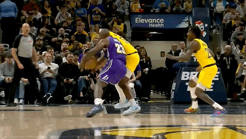 苍了个天啊！！！！詹姆斯再打20年吧！！！